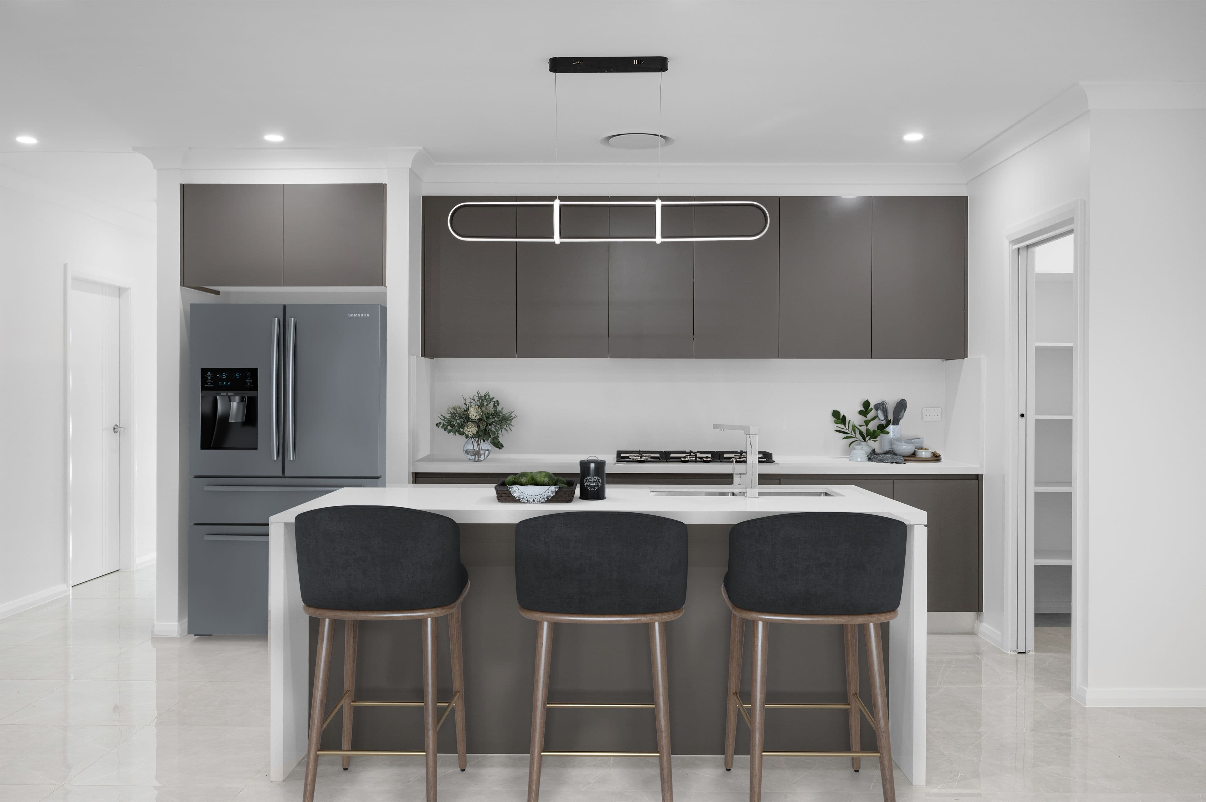 14 Rosslyn Drive, Claymore NSW 2559, Claymore - Thumbnail 2