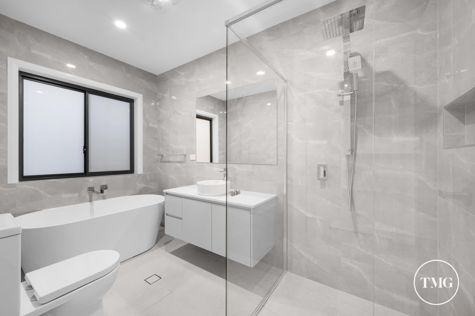 14 Rosslyn Drive, Claymore NSW 2559, Claymore - Thumbnail 8