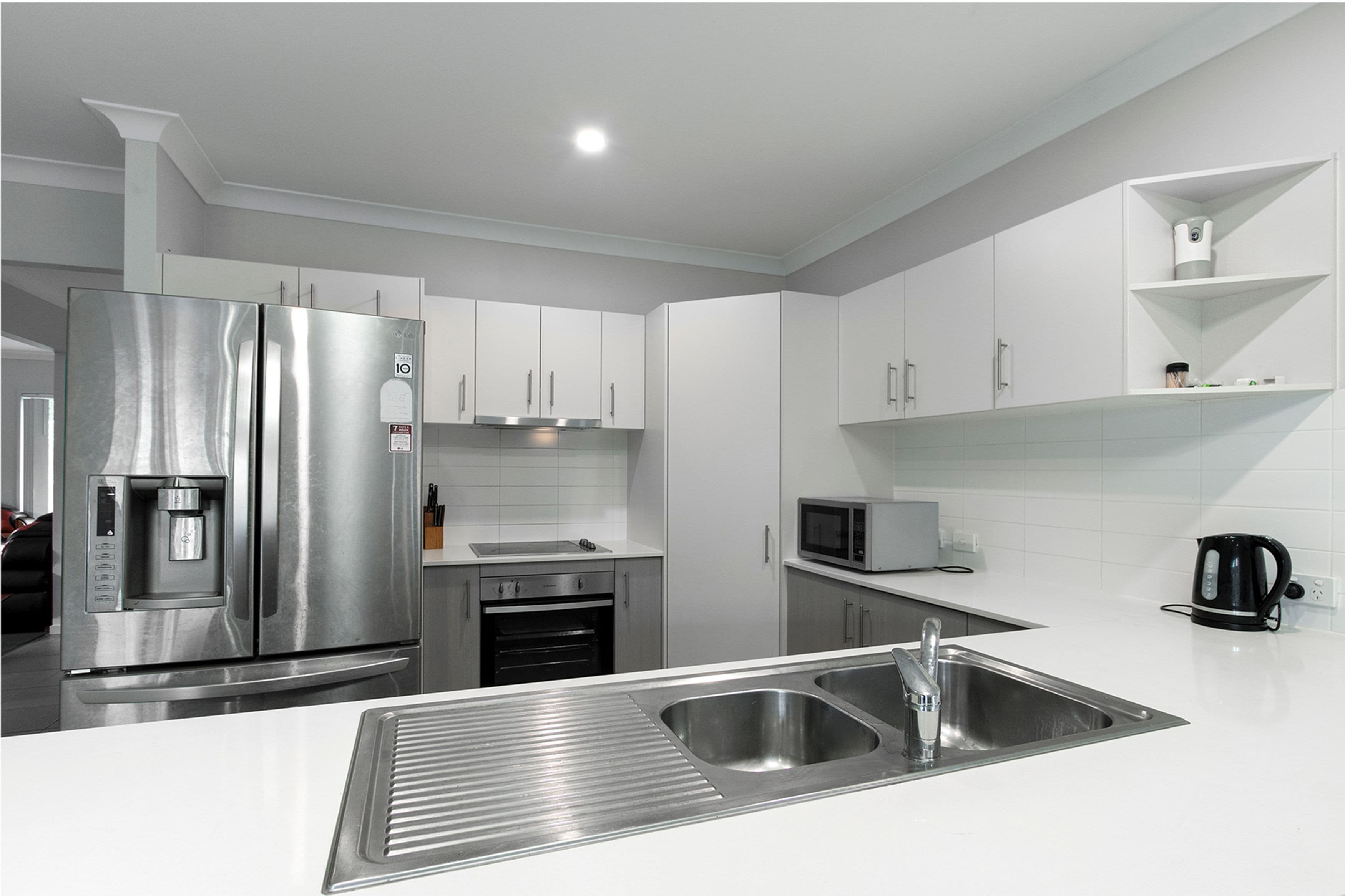 254 Jones Road, Bellbird Park QLD 4300, Bellbird Park - Thumbnail 2