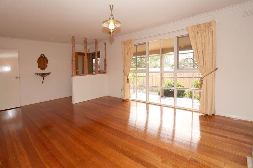 9 Wynyard Street, GLEN WAVERLEY VIC 3150, Glen Waverley - Thumbnail 2