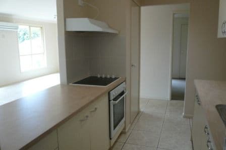 9  Killarney Court, REDBANK PLAINS QLD 4301, Redbank Plains - Thumbnail 4