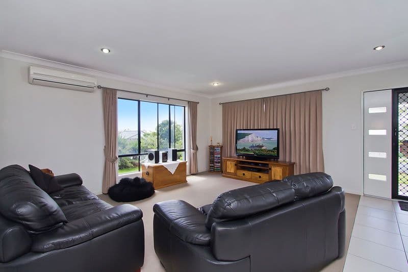 21 Willow Tree Drive, REEDY CREEK QLD 4227, Reedy Creek - Thumbnail 4