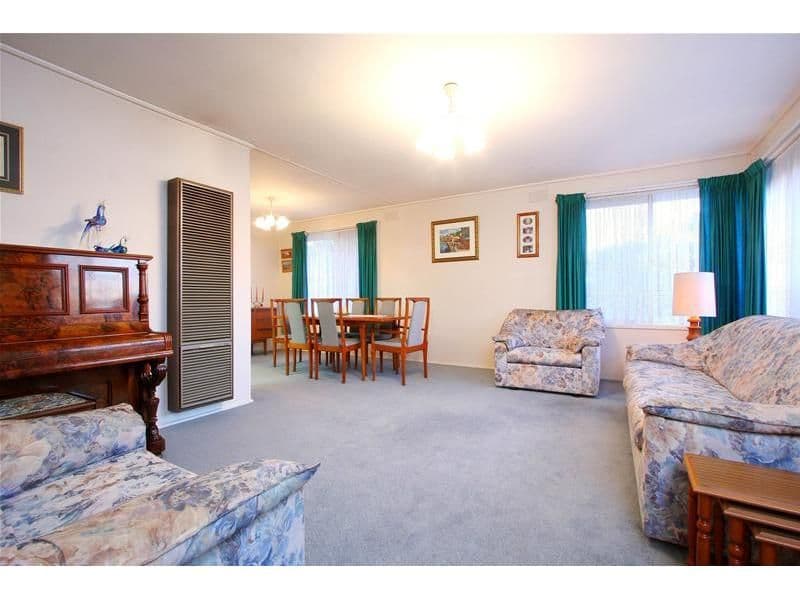 175 Greenwood Drive, BUNDOORA VIC 3083, Bundoora - Thumbnail 2