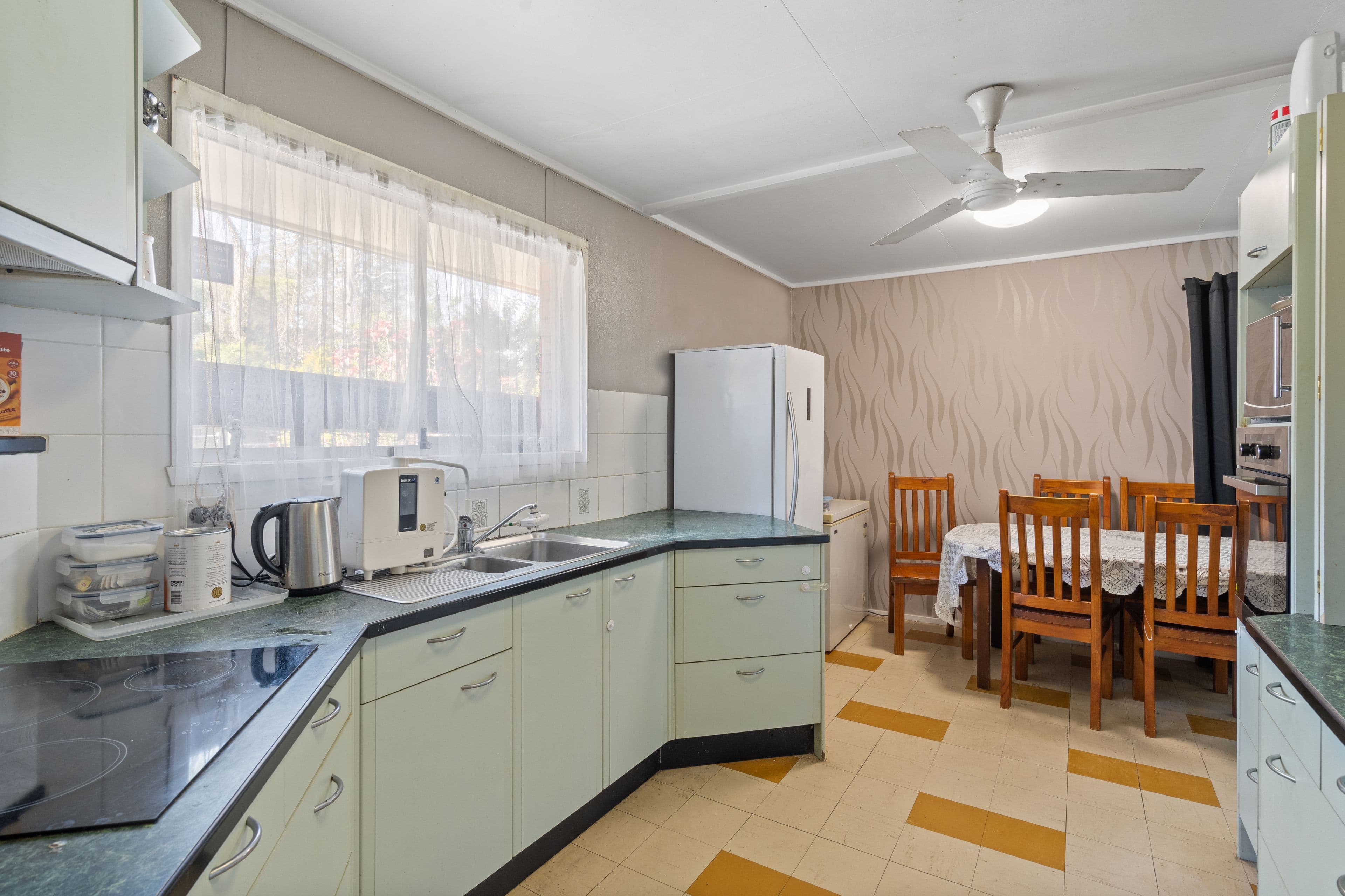 23 Charles Avenue, Logan Central QLD 4114, Logan Central - Thumbnail 8