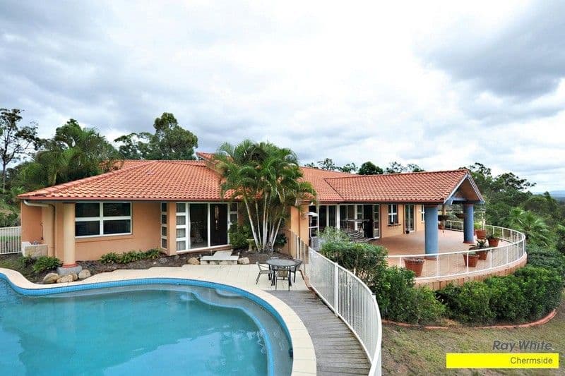 95 Priestley Road, BRIDGEMAN DOWNS QLD 4035, Bridgeman Downs - Thumbnail 2
