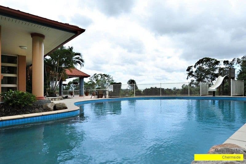 95 Priestley Road, BRIDGEMAN DOWNS QLD 4035, Bridgeman Downs - Thumbnail 3