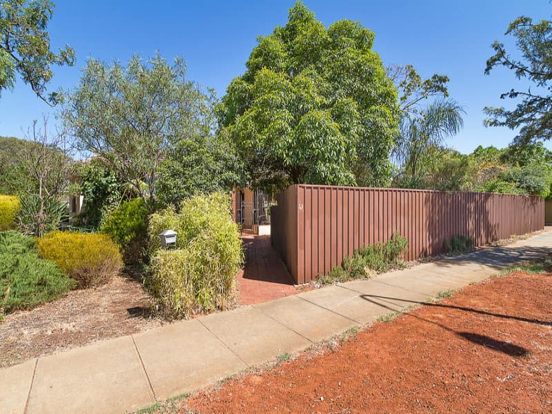 41 Hamblynn Road, Elizabeth Downs - Thumbnail 2