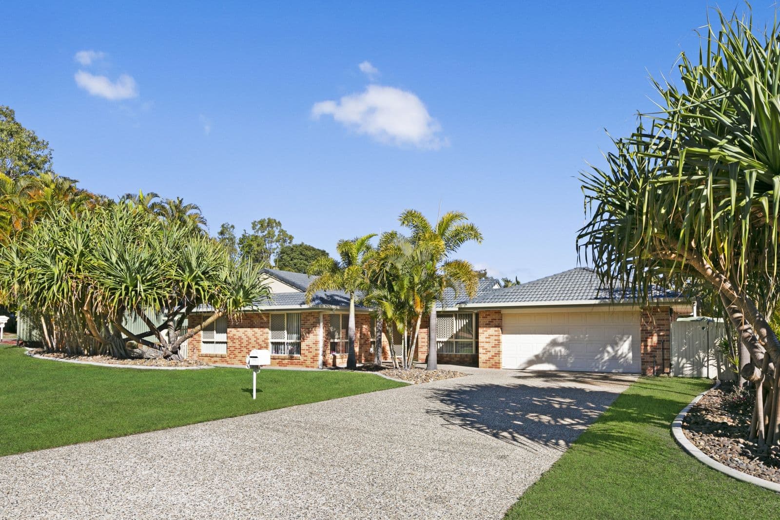 3 Rosebud Close, Parkwood QLD 4214, Parkwood - Image 1