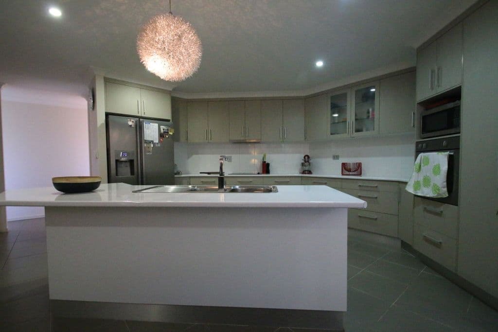 54 Kelvin Street, MONTO QLD 4630, Monto - Thumbnail 2