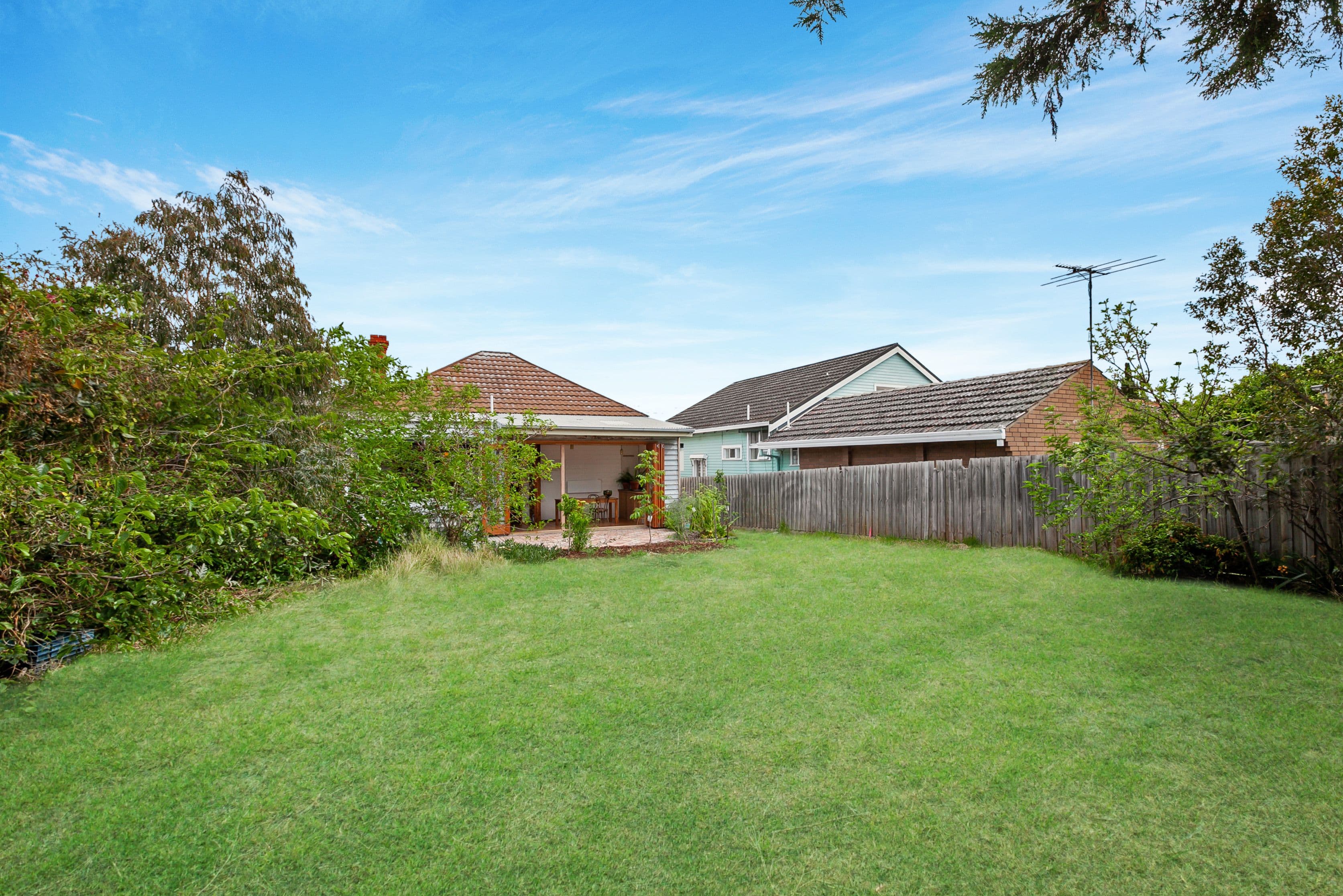 68 Queen Street, Reservoir VIC 3073, Reservoir - Thumbnail 2