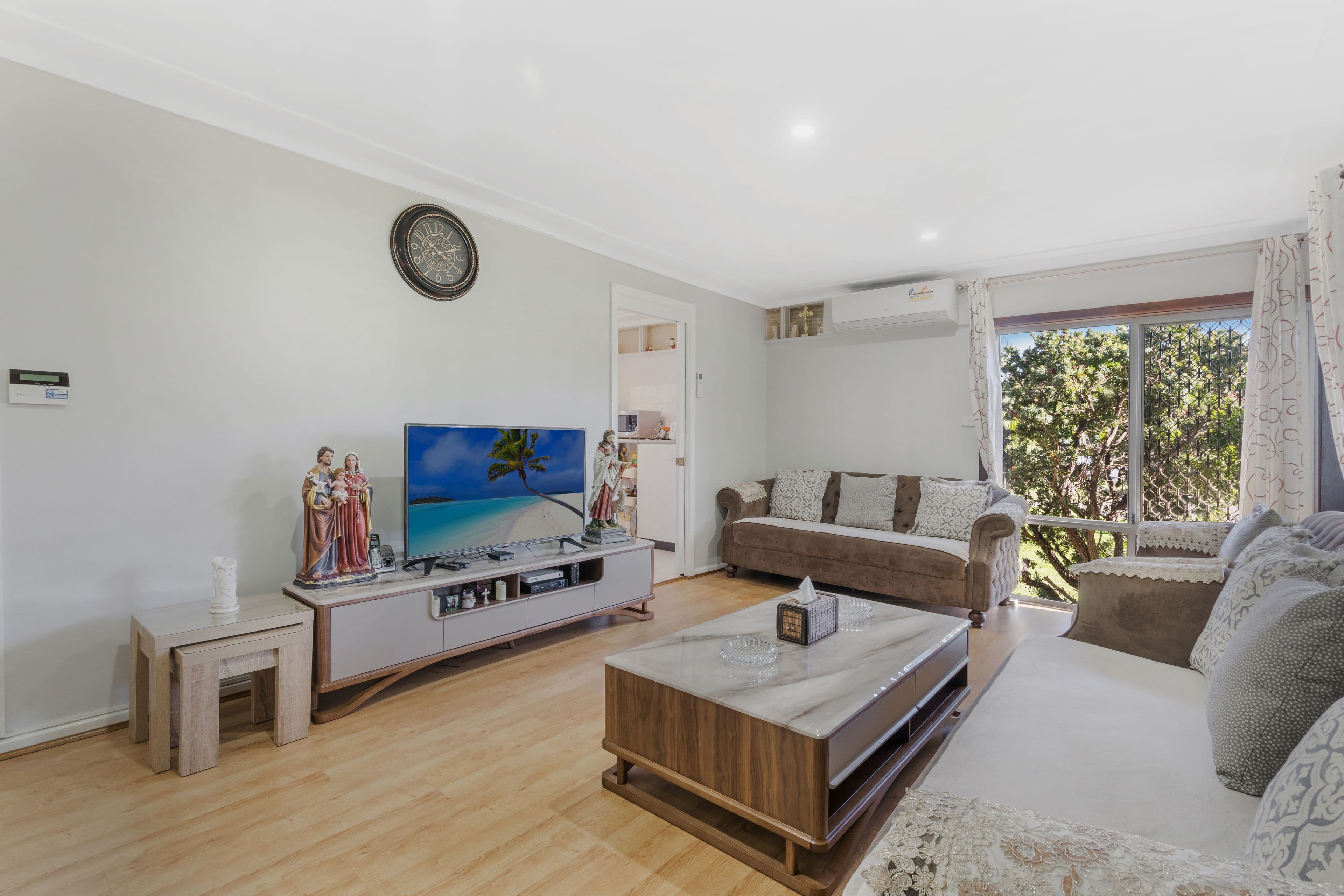 5 & 5A Savery Place, FAIRFIELD WEST NSW 2165, Fairfield West - Thumbnail 2