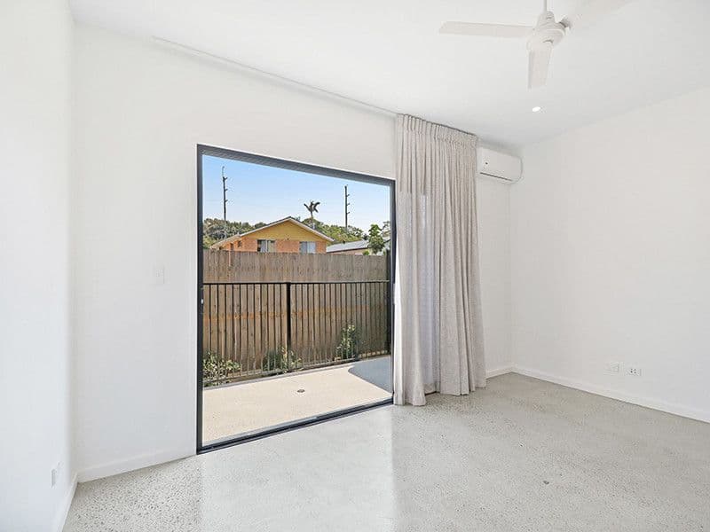 83 Falconer Street, Southport QLD 4215, Southport - Thumbnail 6