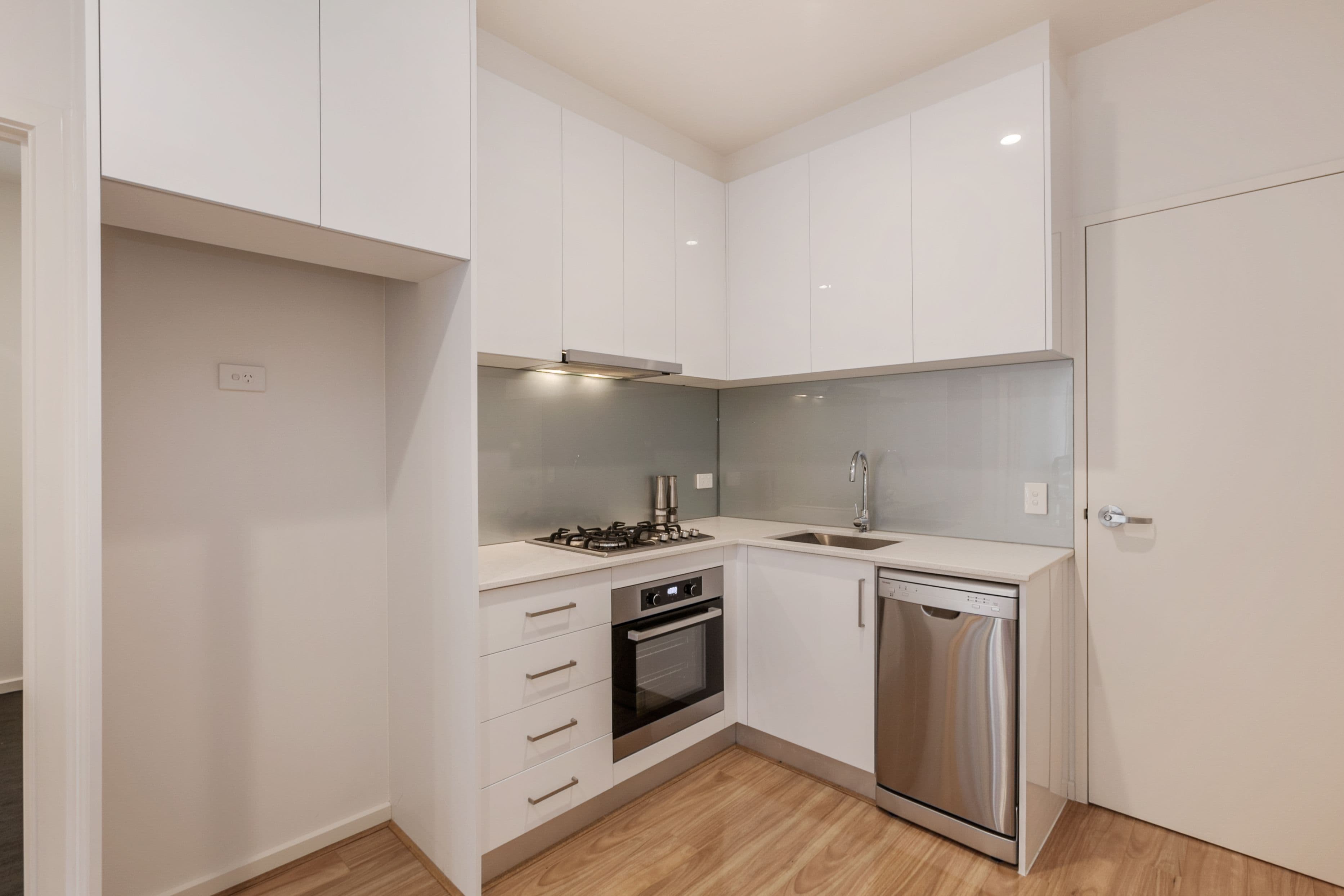 388 Murray Road, Preston VIC 3072, Preston - Thumbnail 2