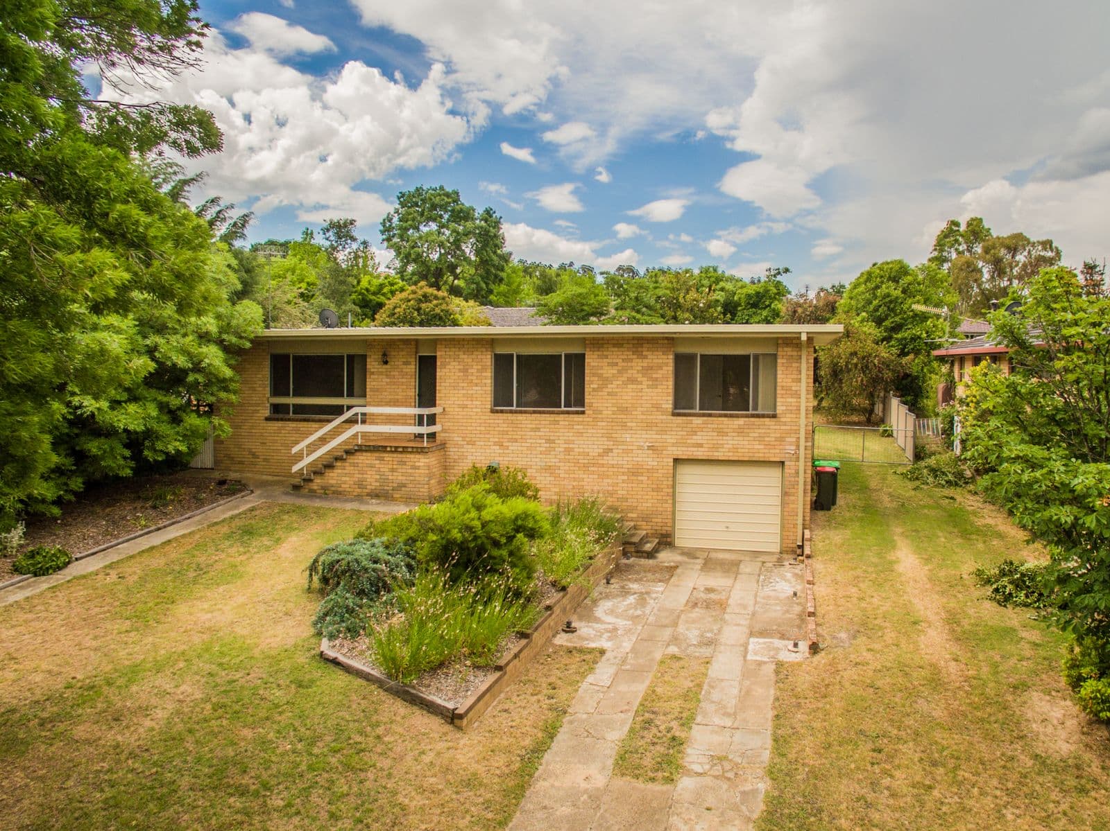 7 Werrina Crescent, Armidale - Image 1