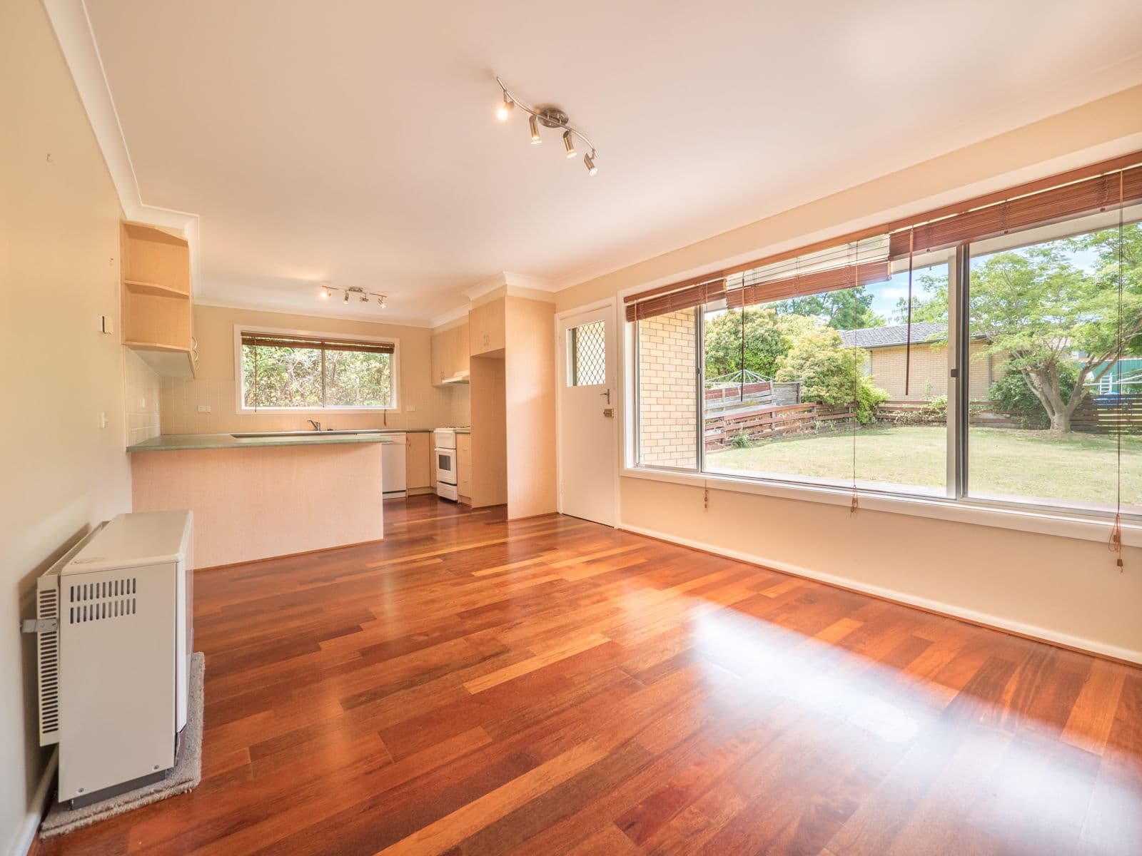 7 Werrina Crescent, Armidale - Thumbnail 2