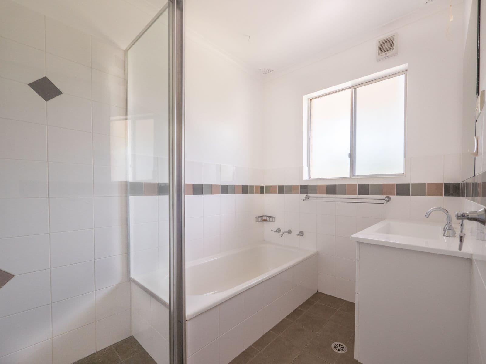 7 Werrina Crescent, Armidale - Thumbnail 4