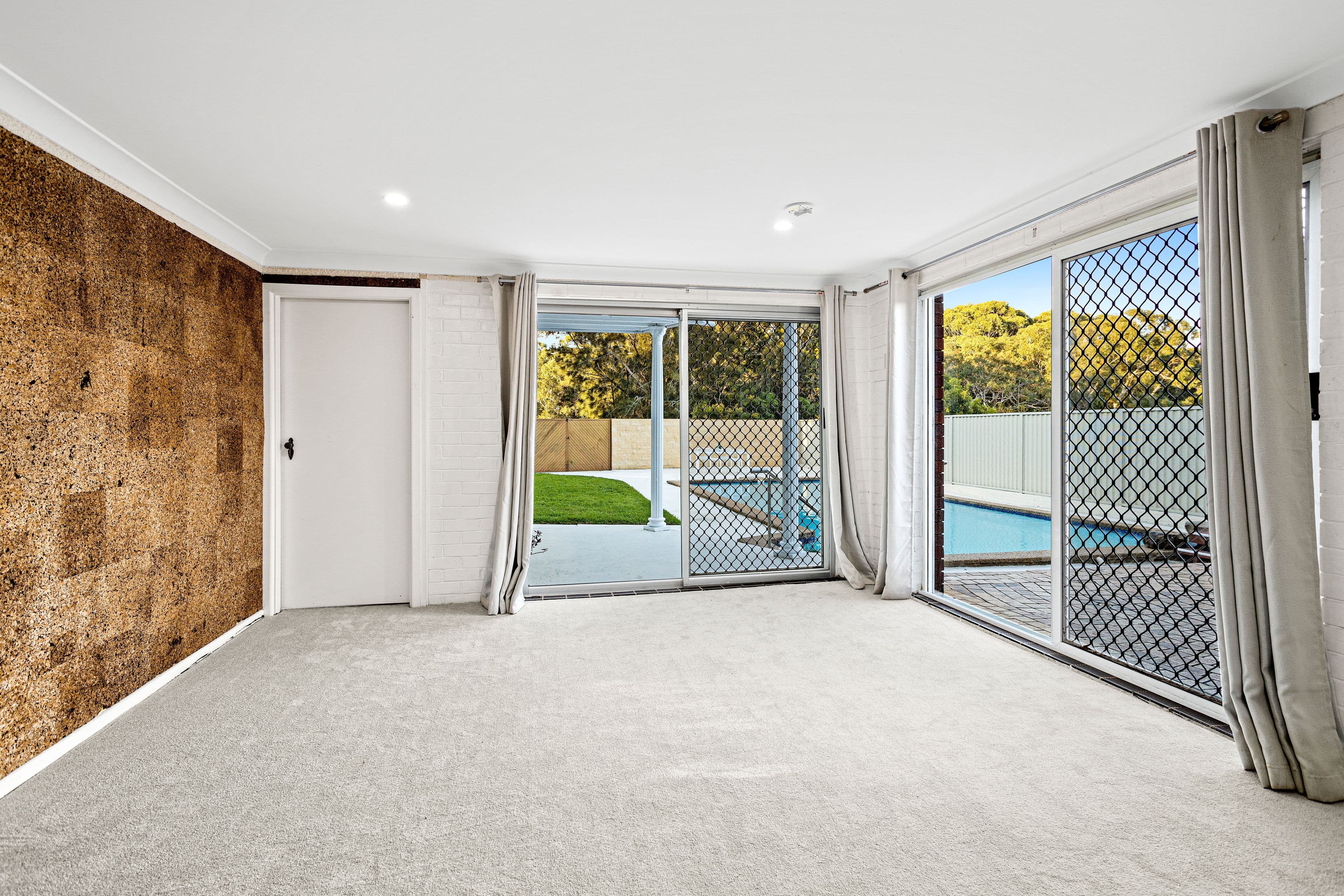 1 Loville Avenue, Peakhurst Heights NSW 2210, Peakhurst Heights - Thumbnail 6