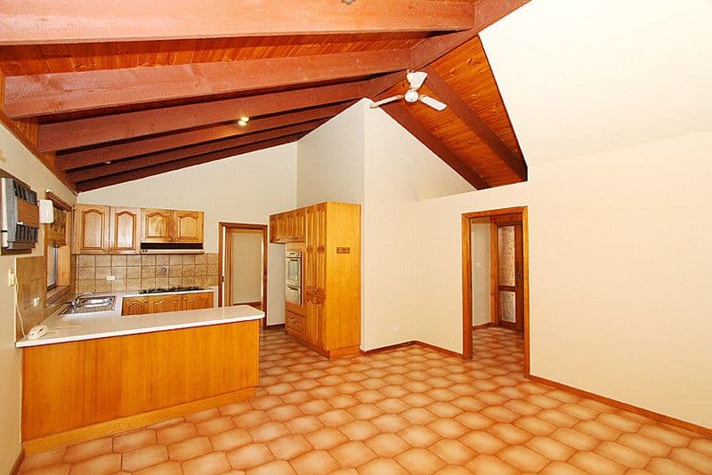 1 White Court, MILL PARK VIC 3082, Mill Park - Thumbnail 3