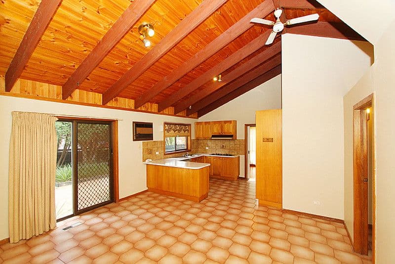 1 White Court, MILL PARK VIC 3082, Mill Park - Thumbnail 4