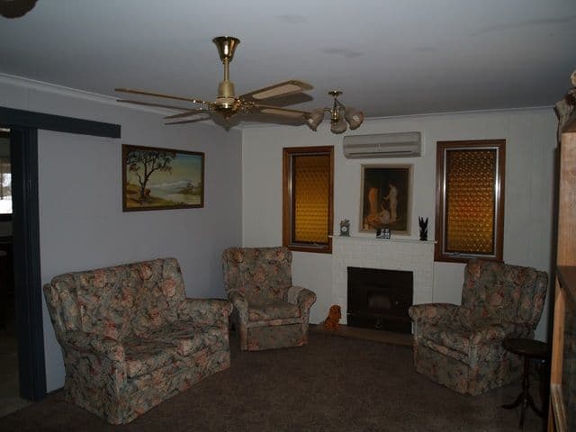 8 Marschall Street, WAIKERIE SA 5330, Waikerie - Thumbnail 2