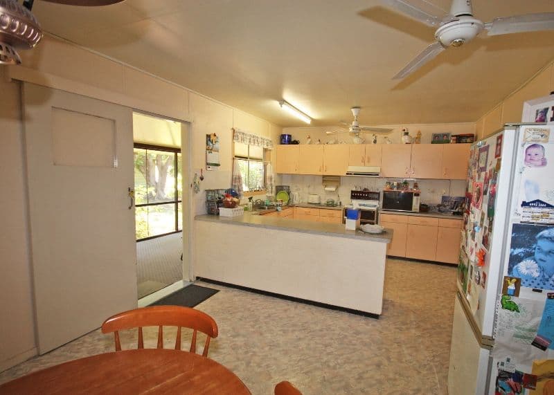28 Cooper Street, BILOELA QLD 4715, Biloela - Thumbnail 4