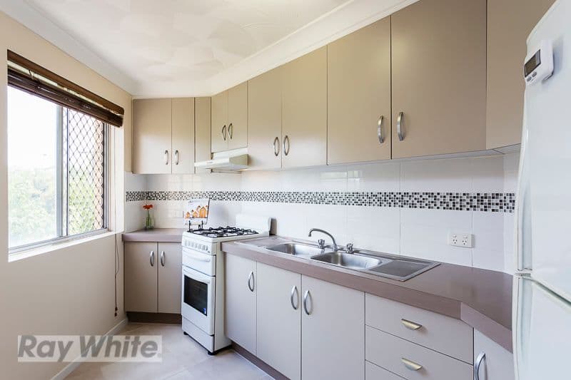 51 Jellicoe Street, COORPAROO QLD 4151, Coorparoo - Thumbnail 3