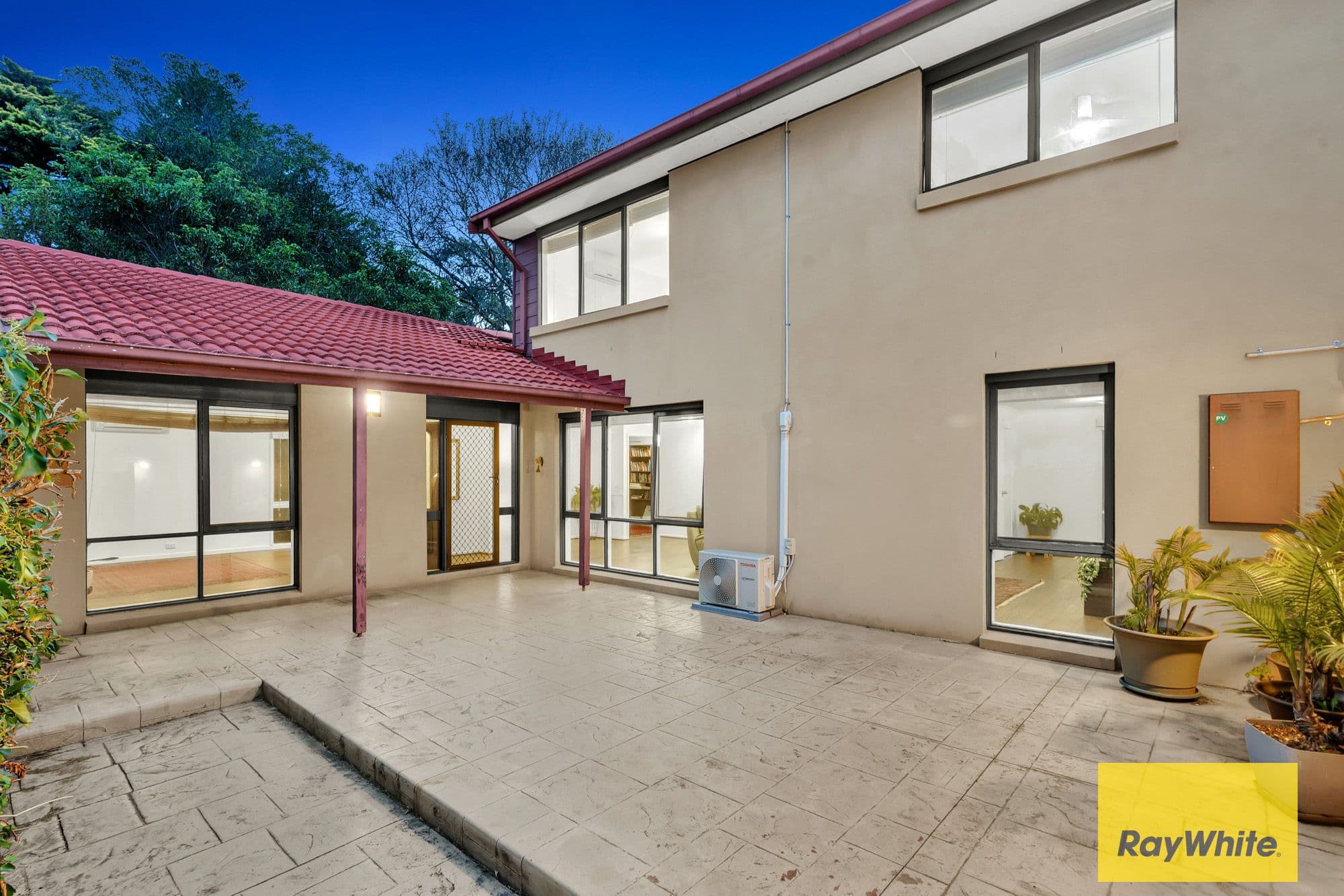 9 Goodjohn Court, Endeavour Hills VIC 3802, Endeavour Hills - Thumbnail 2