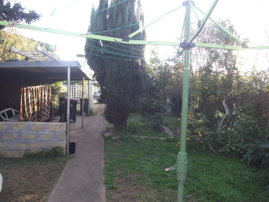 12 Talbot Street, PARKES NSW 2870, Parkes - Thumbnail 6