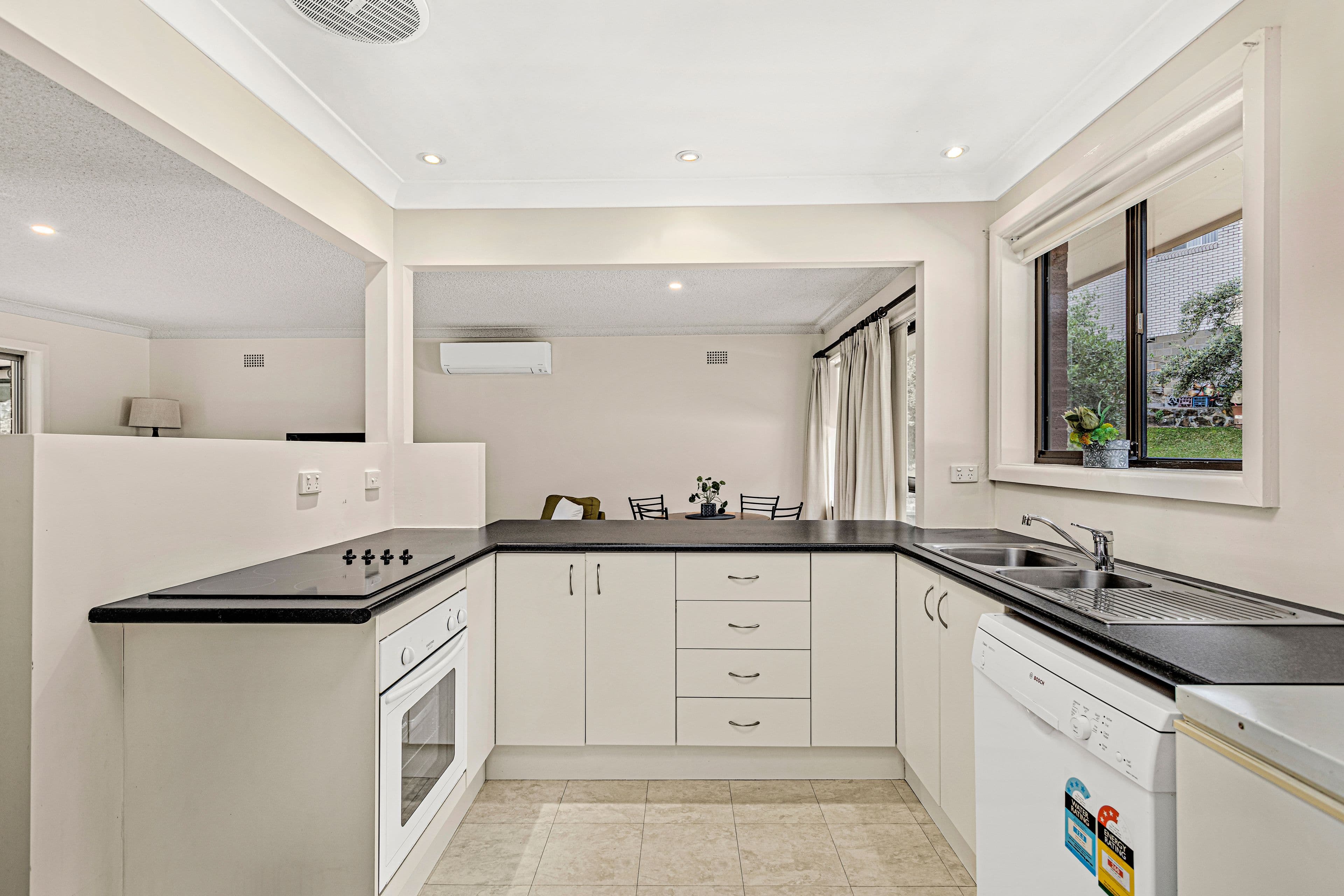 67 Belmore Road, Peakhurst NSW 2210, Peakhurst - Thumbnail 6
