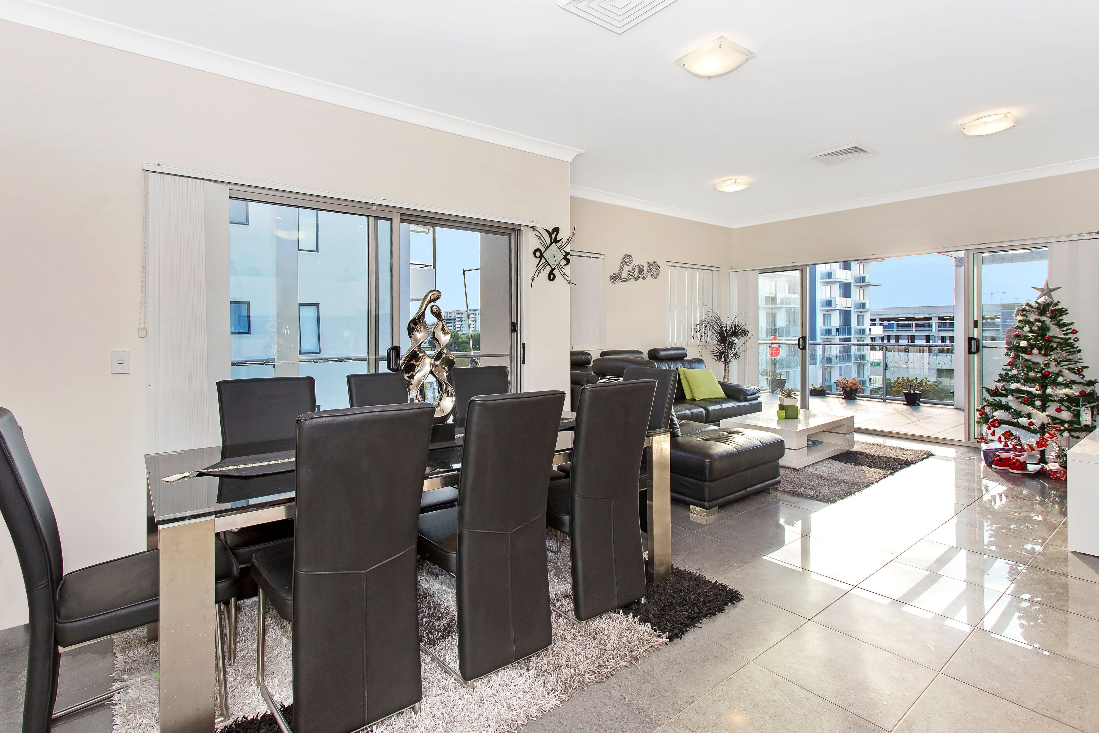 45 Playfield Street, Chermside QLD 4032, Chermside - Thumbnail 4