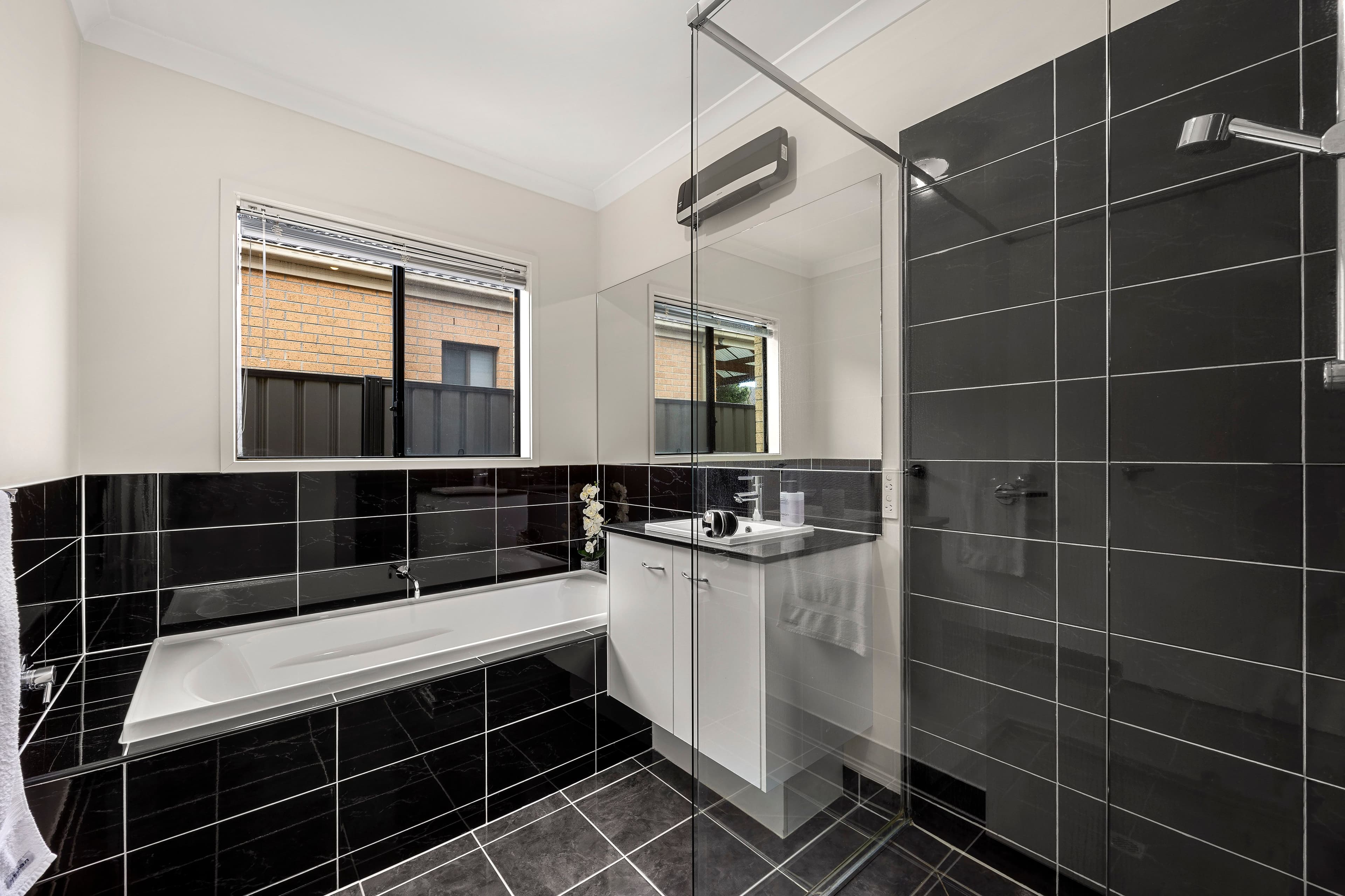 3 St Leonard Drive, South Morang VIC 3752, South Morang - Thumbnail 8
