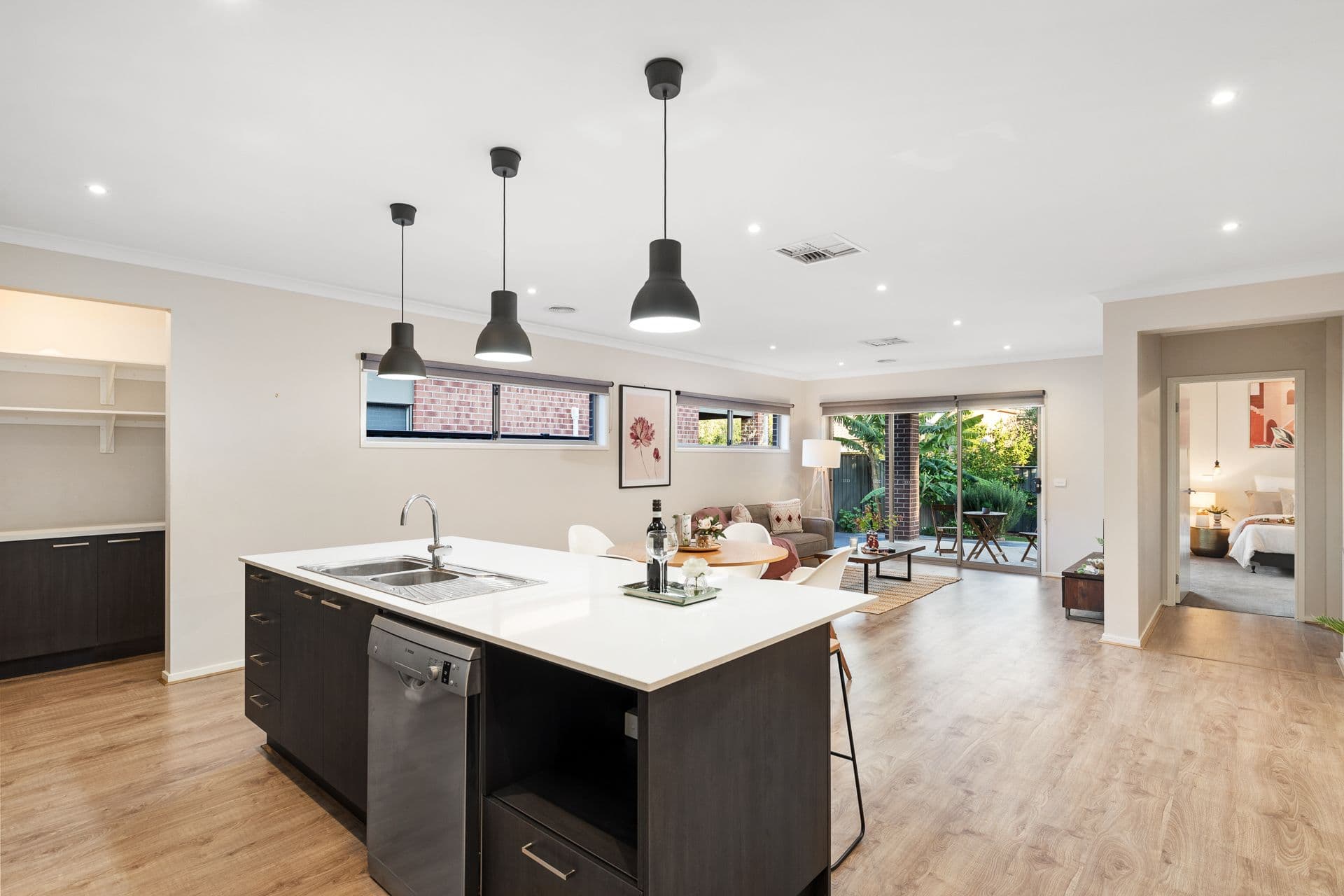 6 Werona Terrace, Truganina VIC 3029, Truganina - Thumbnail 4