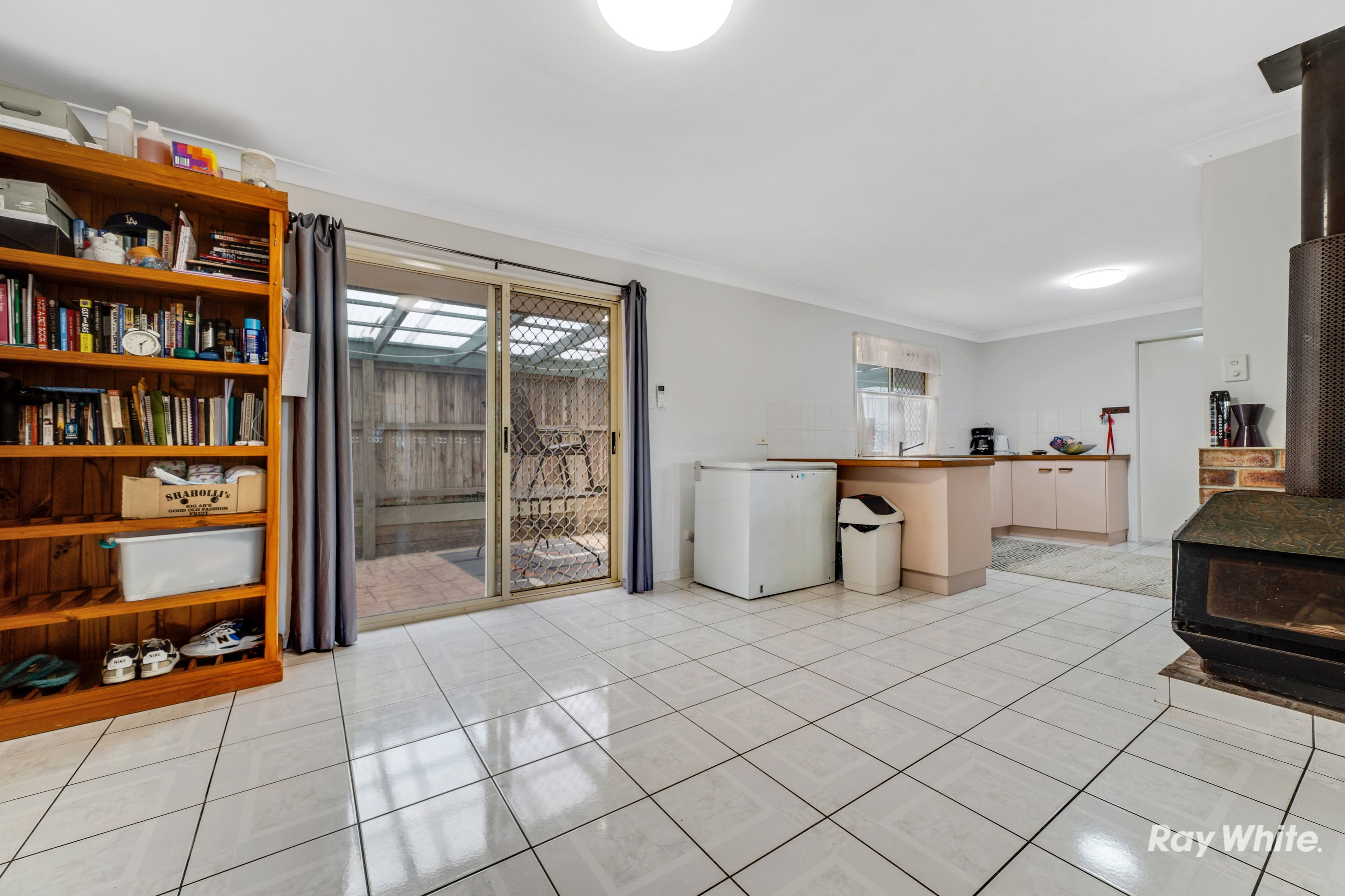 15 Greygum Court, Regents Park QLD 4118, Regents Park - Thumbnail 3