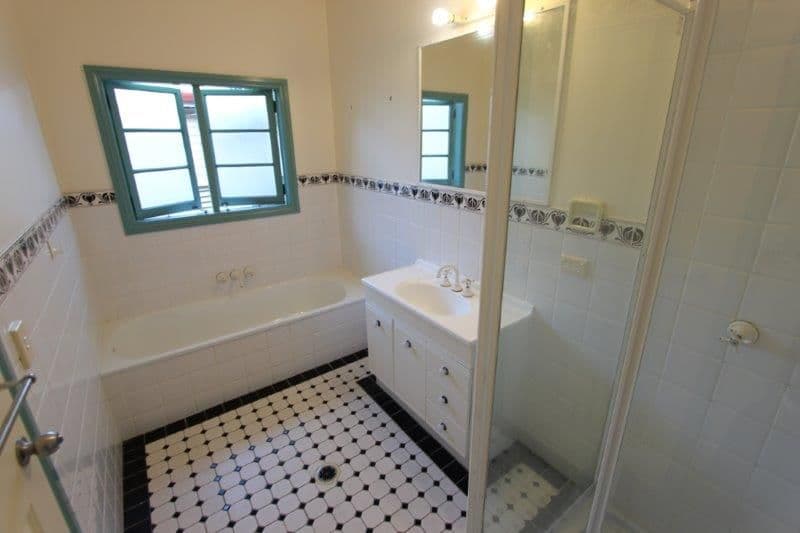 18 Eric Place, LISMORE HEIGHTS NSW 2480, Lismore Heights - Thumbnail 6