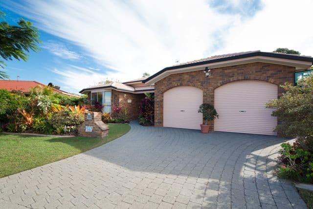 4 Mitcham Place, ROBINA QLD 4226, Robina - Image 1