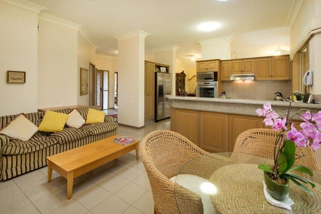4 Mitcham Place, ROBINA QLD 4226, Robina - Thumbnail 5