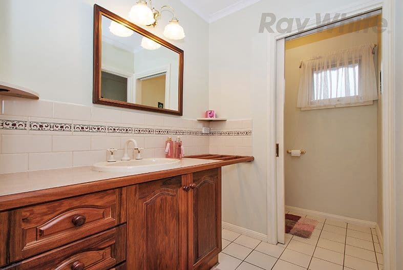 1 Wildflower Drive, SPRINGFIELD LAKES QLD 4300, Springfield Lakes - Thumbnail 6