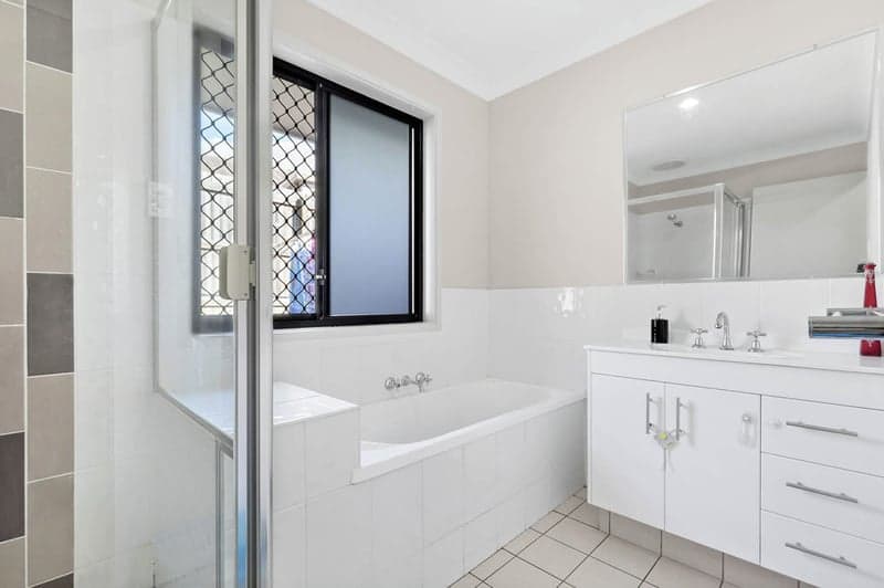 12 Goundry Drive, Holmview - Thumbnail 3