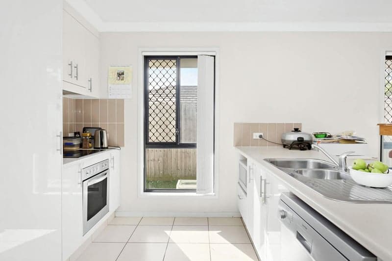 12 Goundry Drive, Holmview - Thumbnail 5