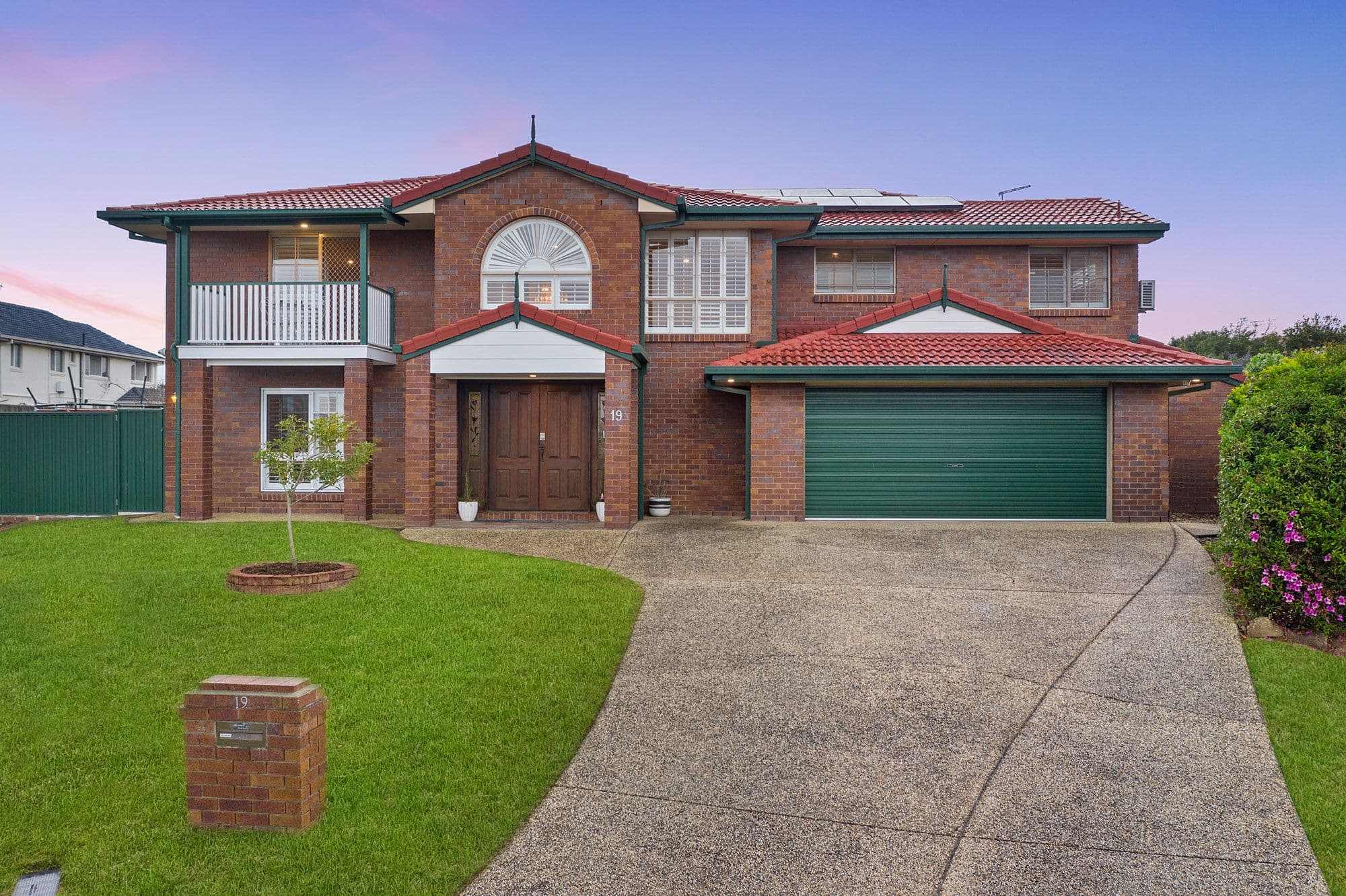 19 Norell Place, Eight Mile Plains QLD 4113, Eight Mile Plains - Image 1