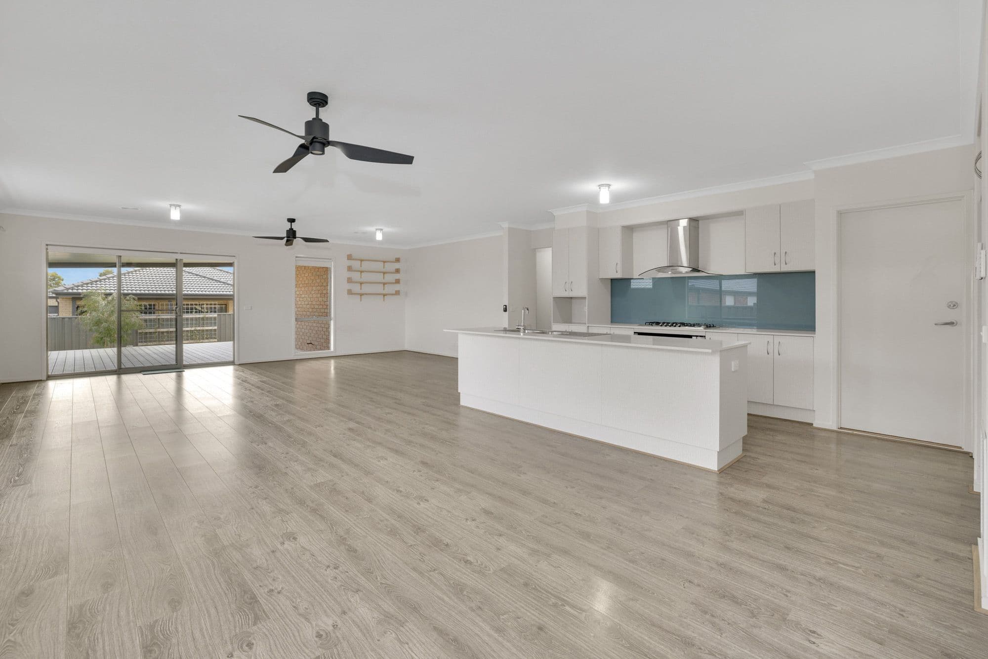 44 Firecrest Road, MANOR LAKES VIC 3024, Manor Lakes - Thumbnail 2