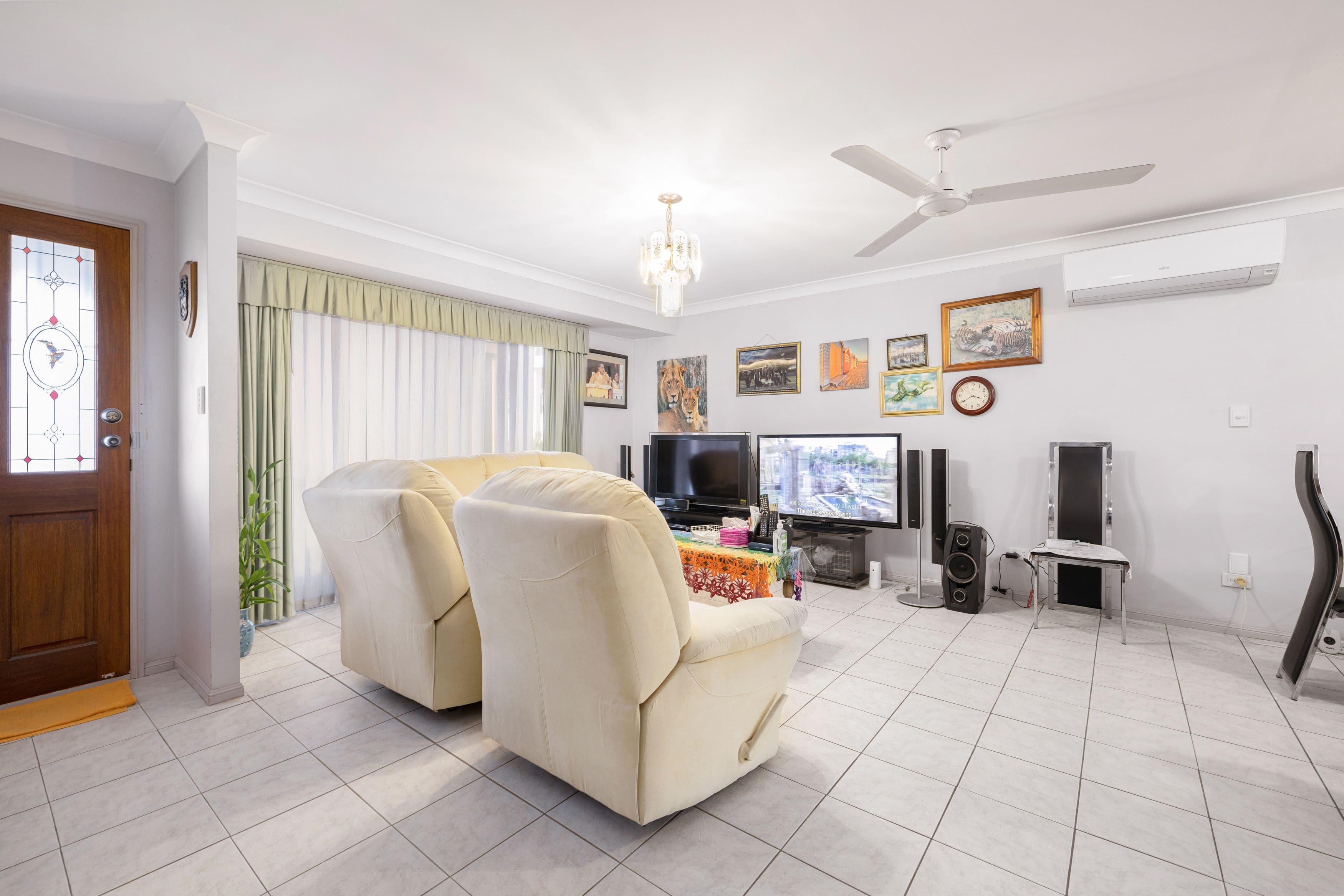 6 Manhattan Drive, Eagleby QLD 4207, Eagleby - Thumbnail 4