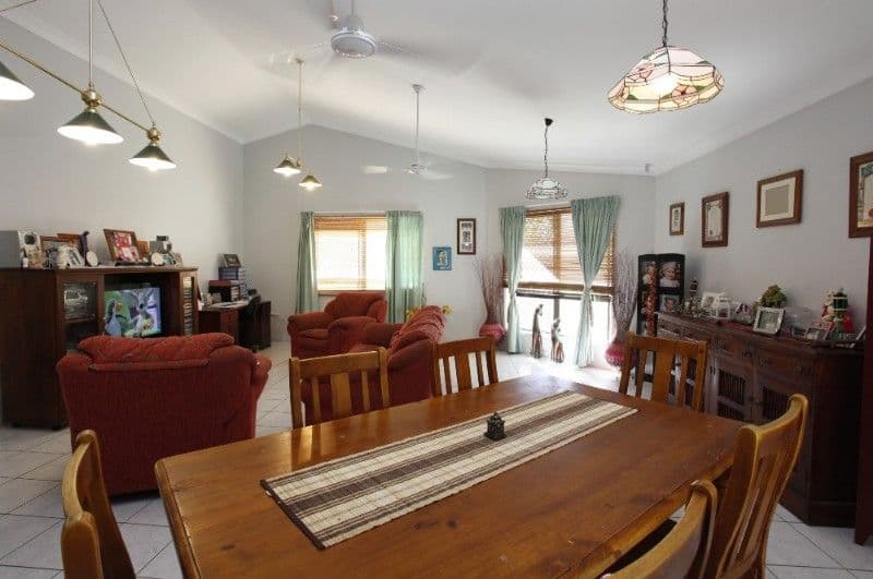 6 Sadowa Court, WULGURU QLD 4811, Wulguru - Thumbnail 2