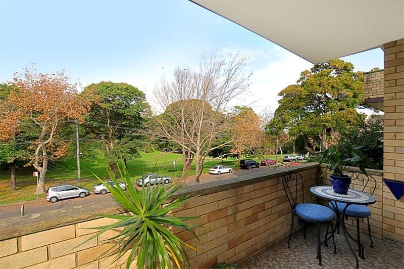 8  Hazelbank Road, WOLLSTONECRAFT NSW 2065, Wollstonecraft - Thumbnail 3
