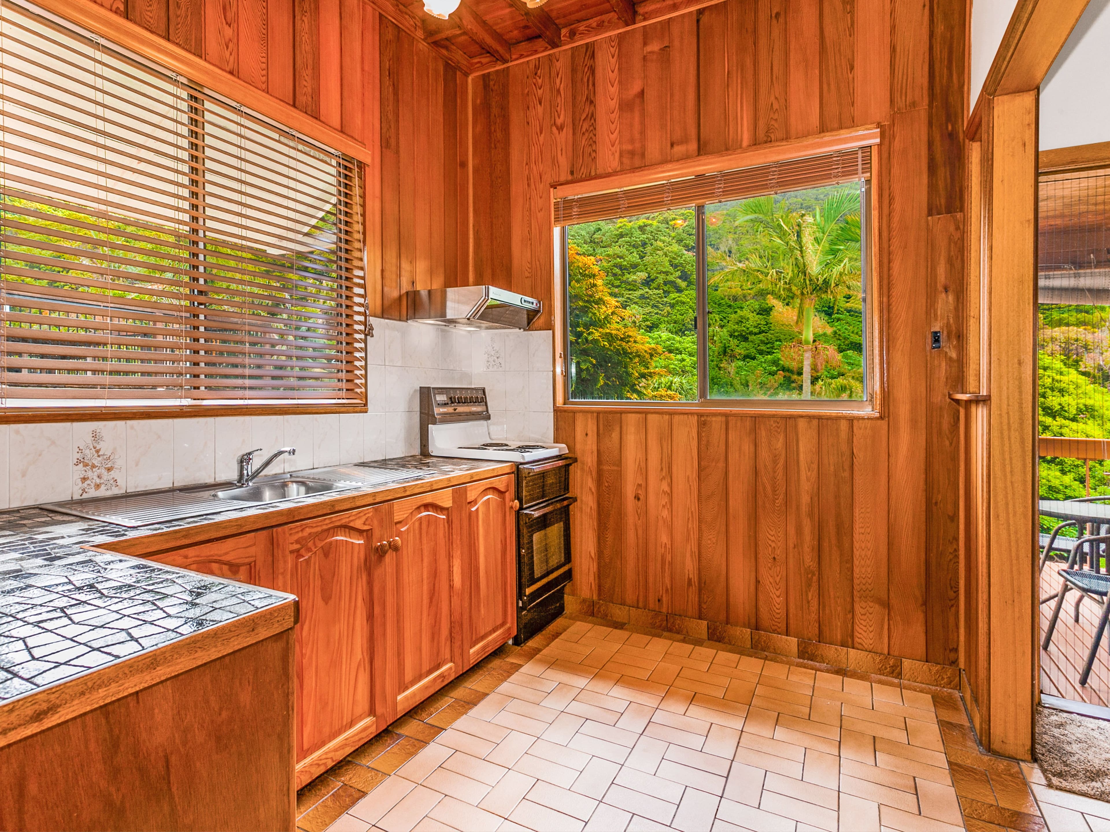 44 Paterson Road, Coalcliff - Thumbnail 7