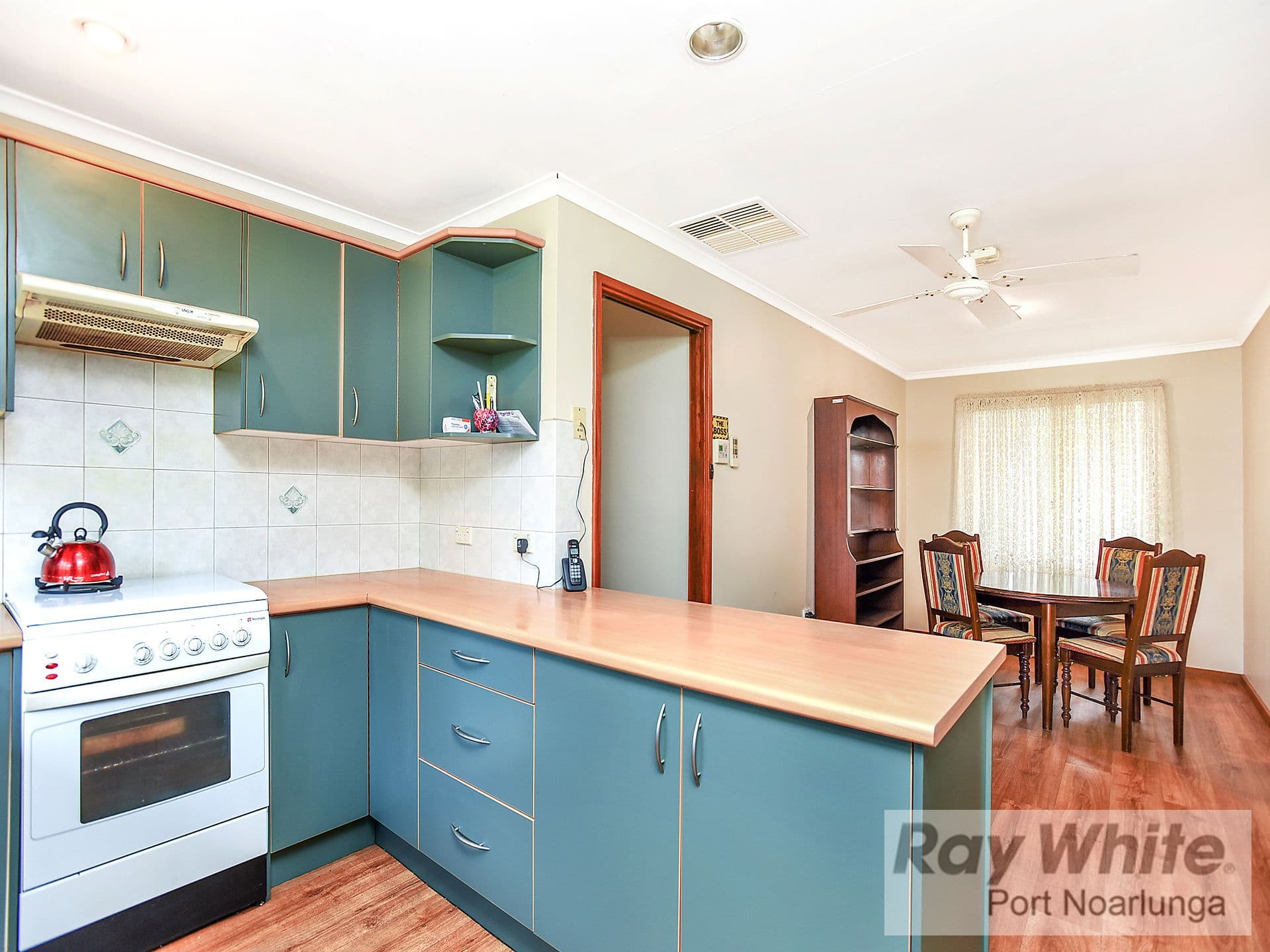 15 Karingal Way, Morphett Vale SA 5162, Morphett Vale - Thumbnail 4