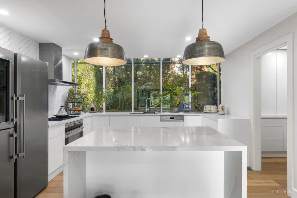 2 Parkside Court, Warrandyte - Thumbnail 3