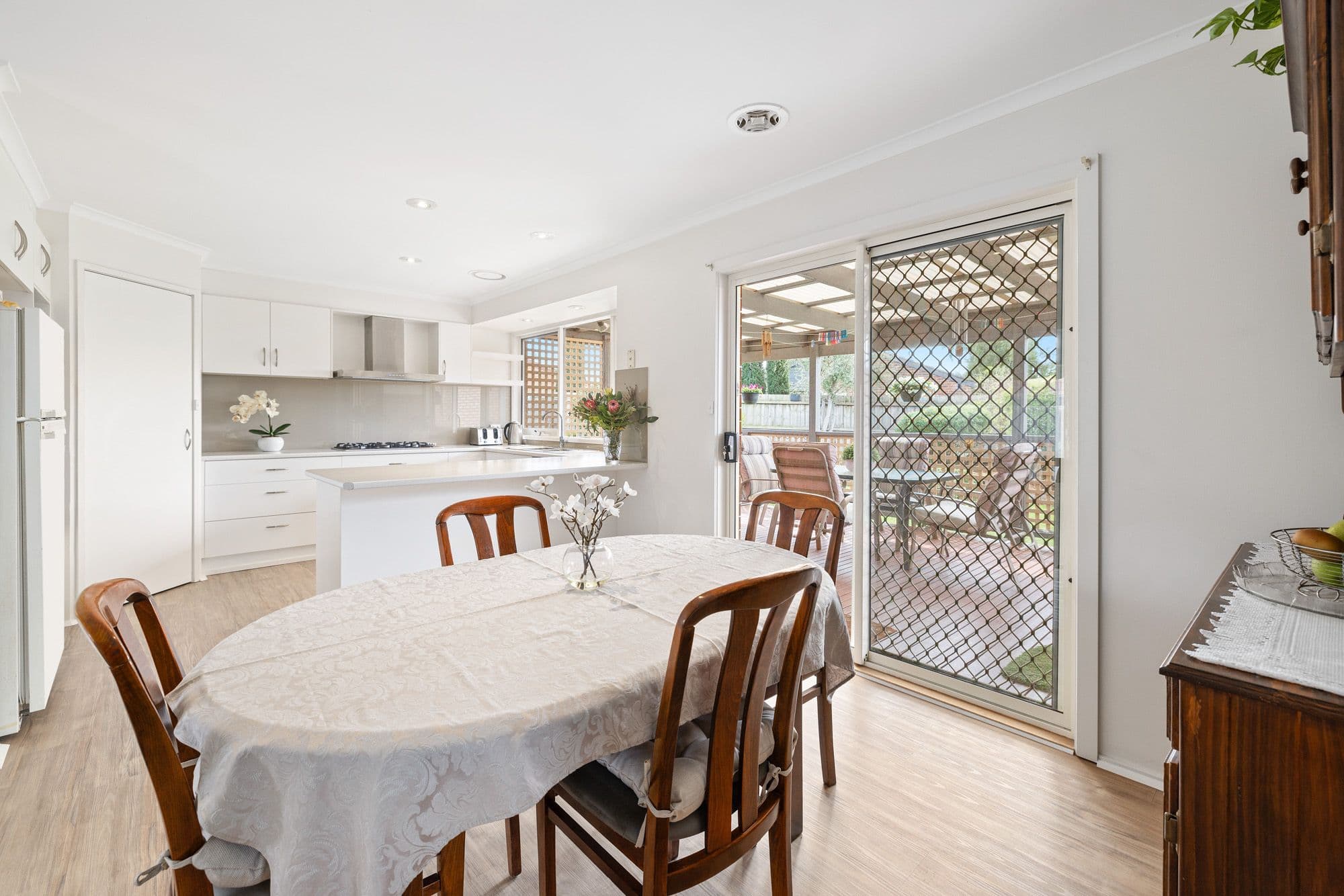 9 Tudor Court, Hoppers Crossing VIC 3029, Hoppers Crossing - Thumbnail 3