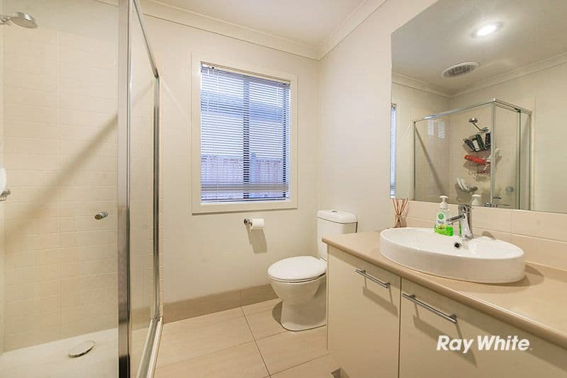 15 Canopy Grove, Cranbourne East VIC 3977, Cranbourne East - Thumbnail 7