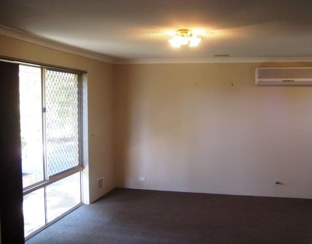 4 Times Circle, GREENFIELDS WA 6210, Greenfields - Thumbnail 2
